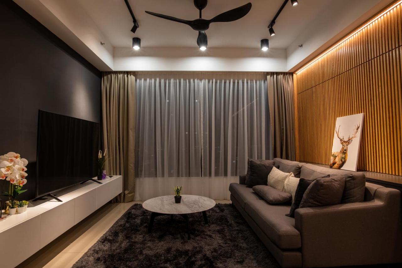 Executive Seaview 2Bedrooms Macalister Georgetown 4-6Pax מראה חיצוני תמונה